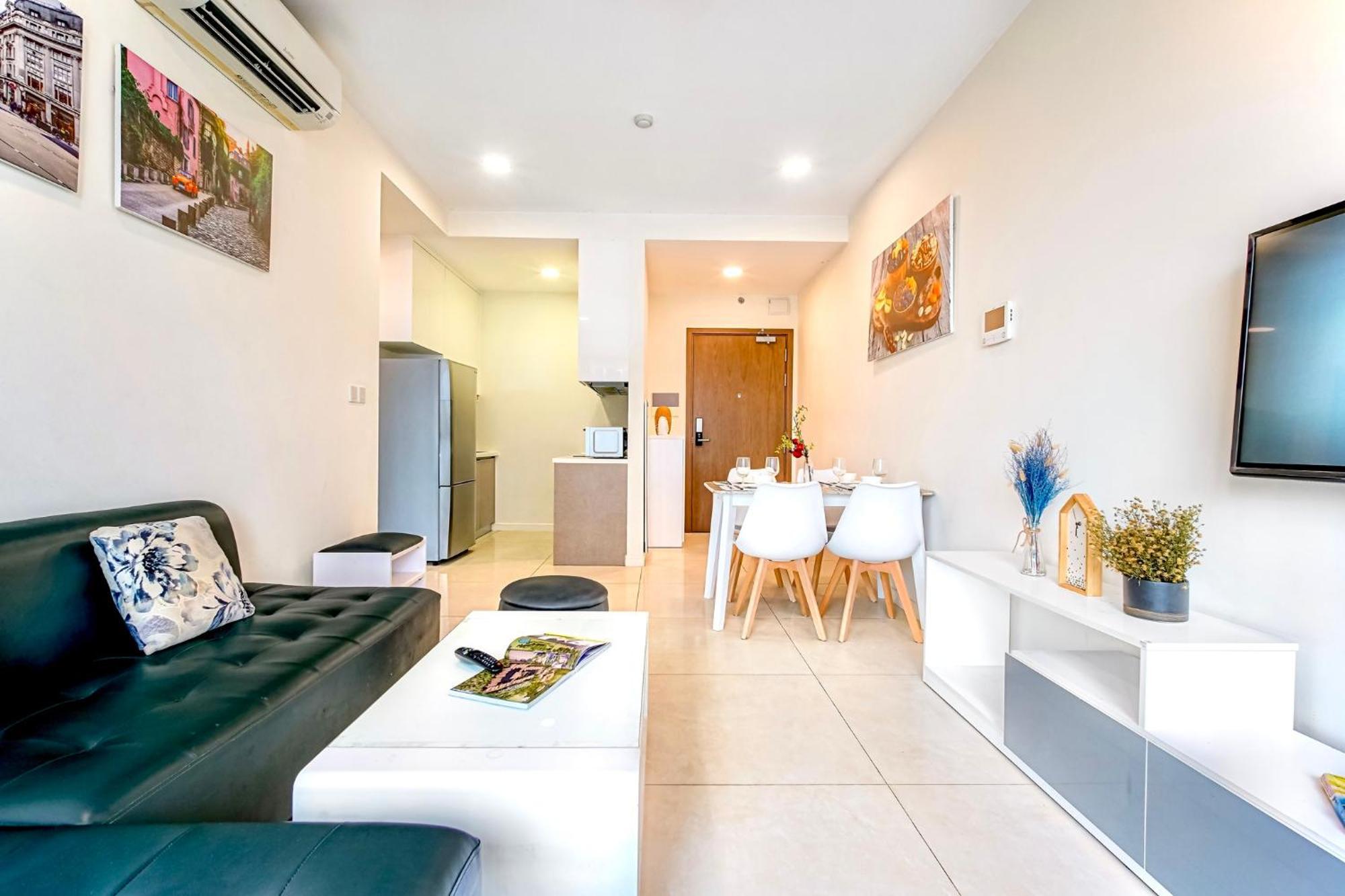 Highclass - D1mension & Zenity, Night Sky View And Ho-Chi-Minh-Stadt