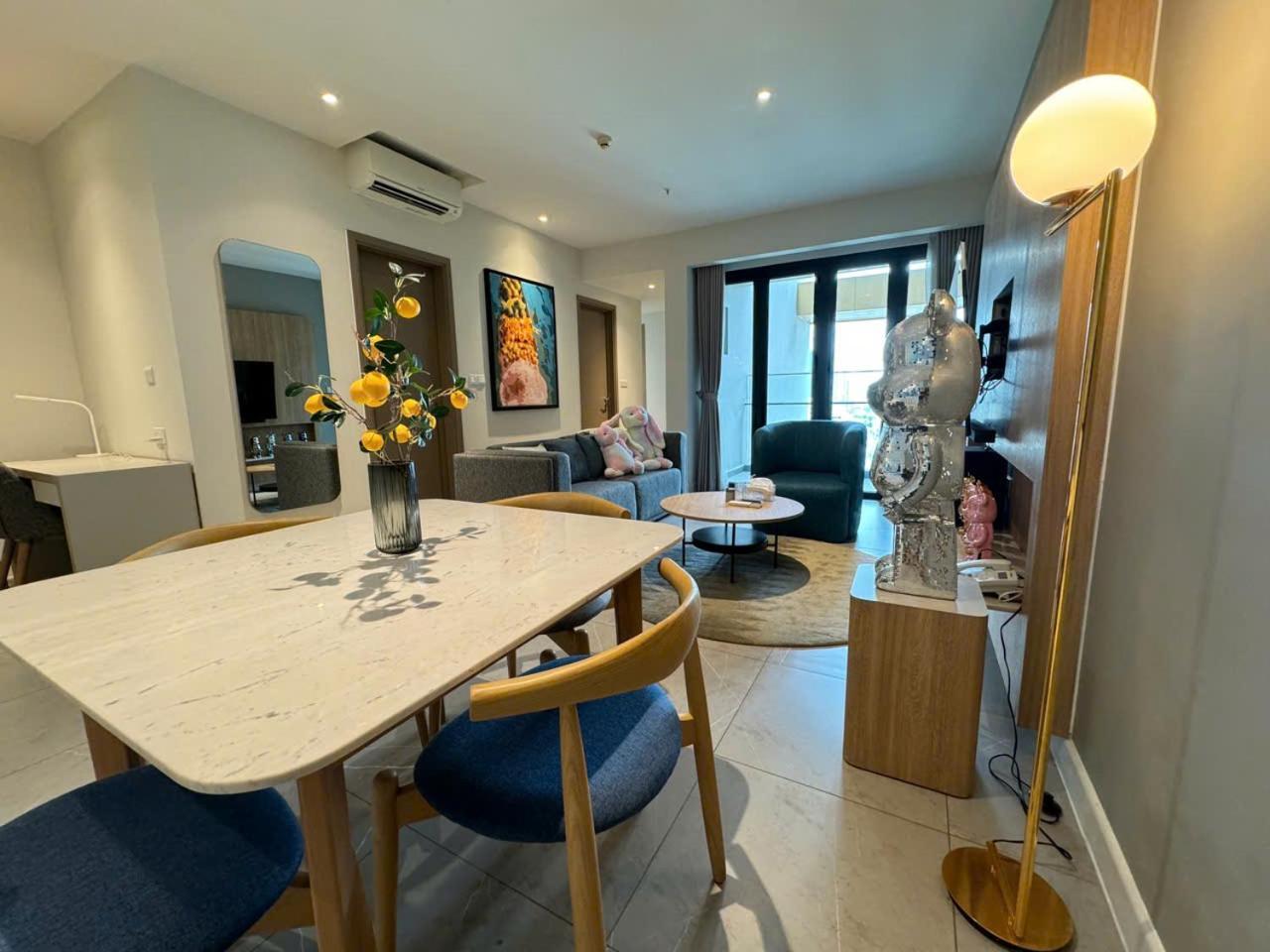 Highclass - D1mension & Zenity, Night Sky View And Apartment *